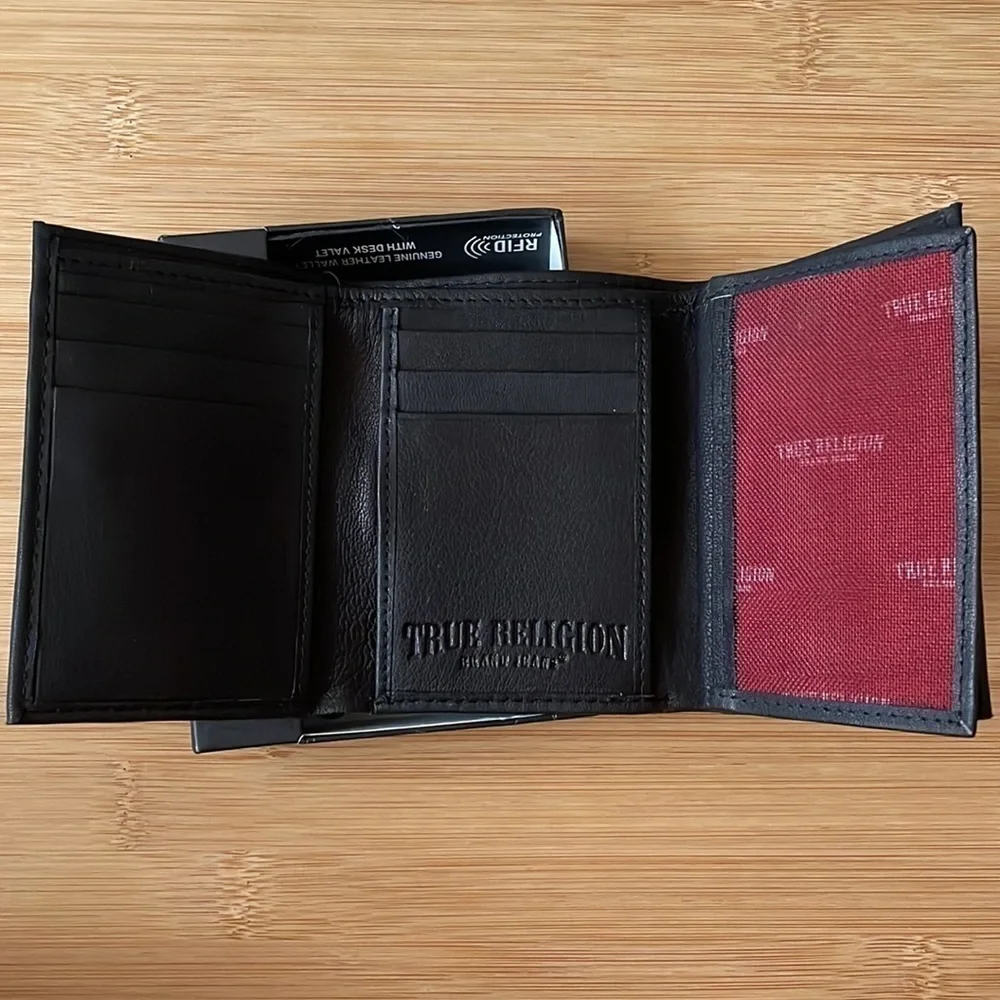 Brand New True Religion Genuine Leather Black Men’s Kincaid Wallet w/ Desk Valet